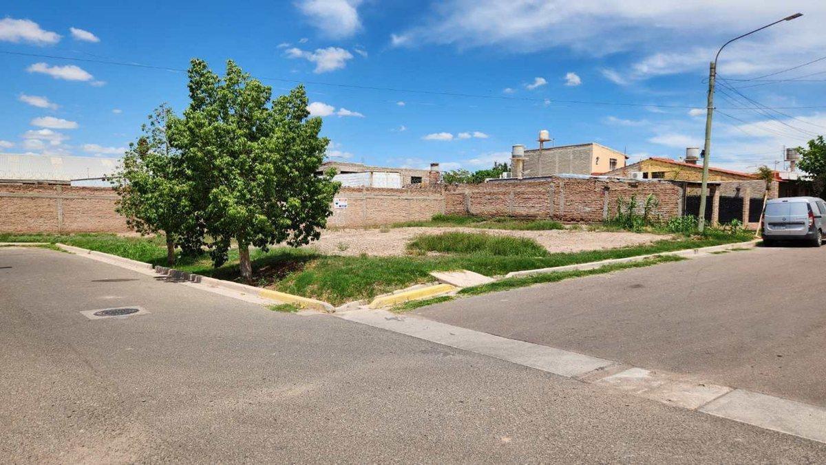 Venta Lote Esquina Apto PH Gutiérrez Maipú
