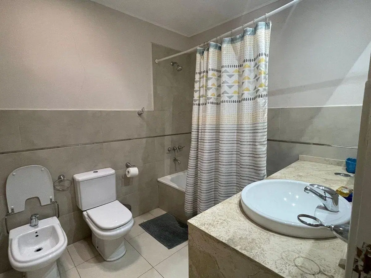 Venta – Casa Callejon privado - Chacras de Coria 4