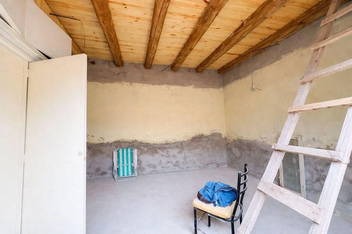 VENTA CASA A RECICLAR EN VILLA NUEVA 4