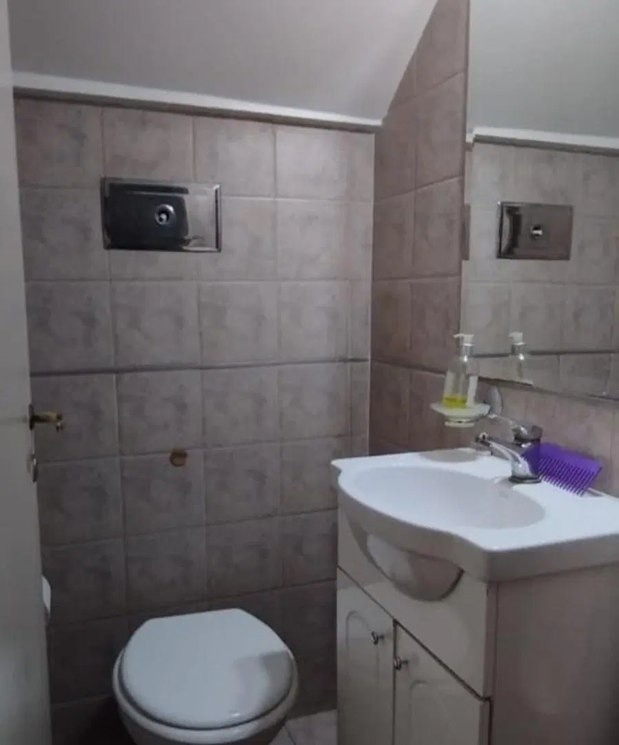 VENTA-CASA BARRIO UNIMEV-MENDOZA 5