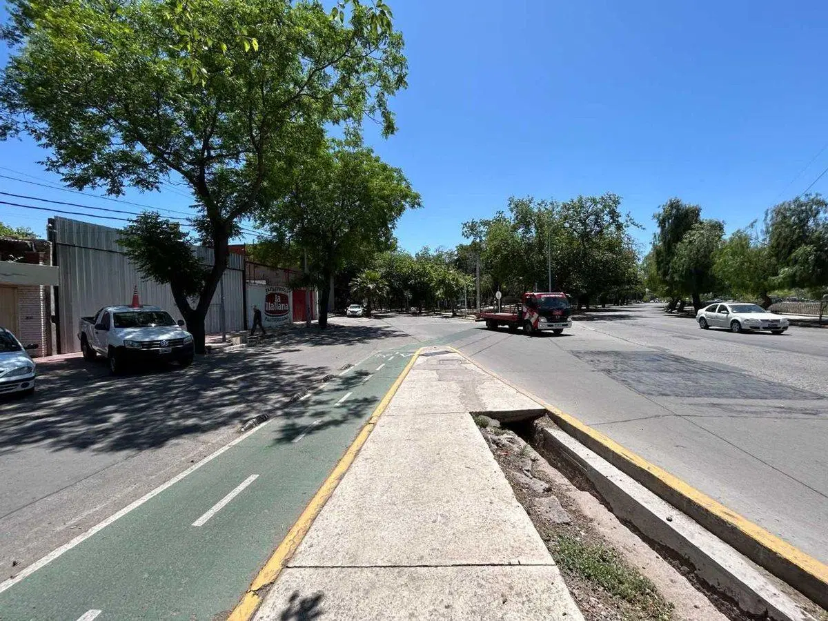 VENTA LOTE SOBRE GRAN AVENIDA MENDOZA 5