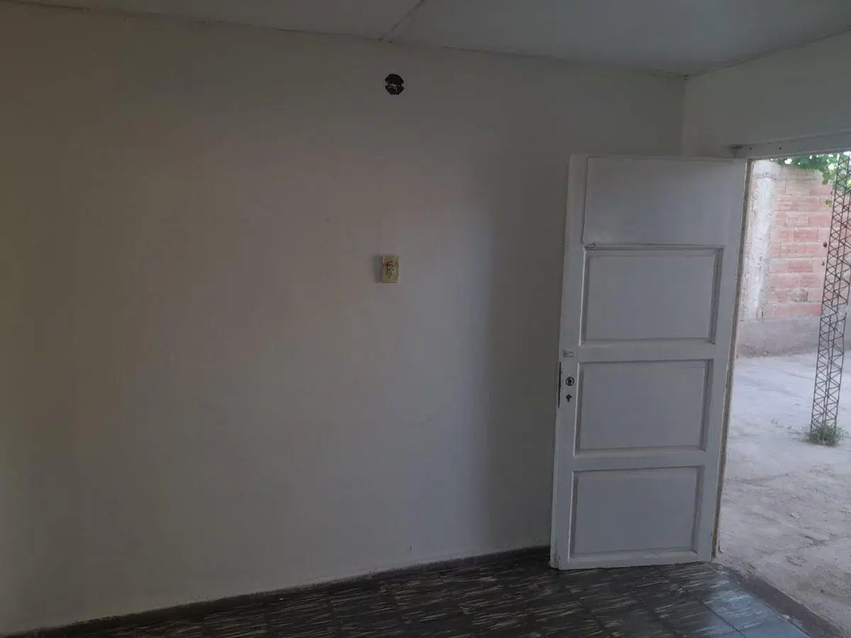 Venta Casa con gran jardín en  San Martin 5