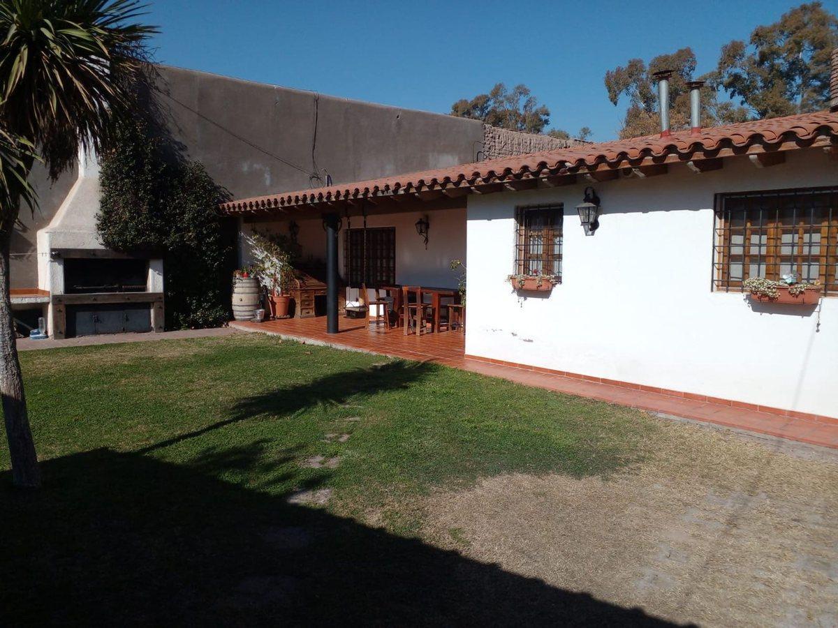 VENTA-CASA-SAN JOSE-GUAYMALLEN-MENDOZA