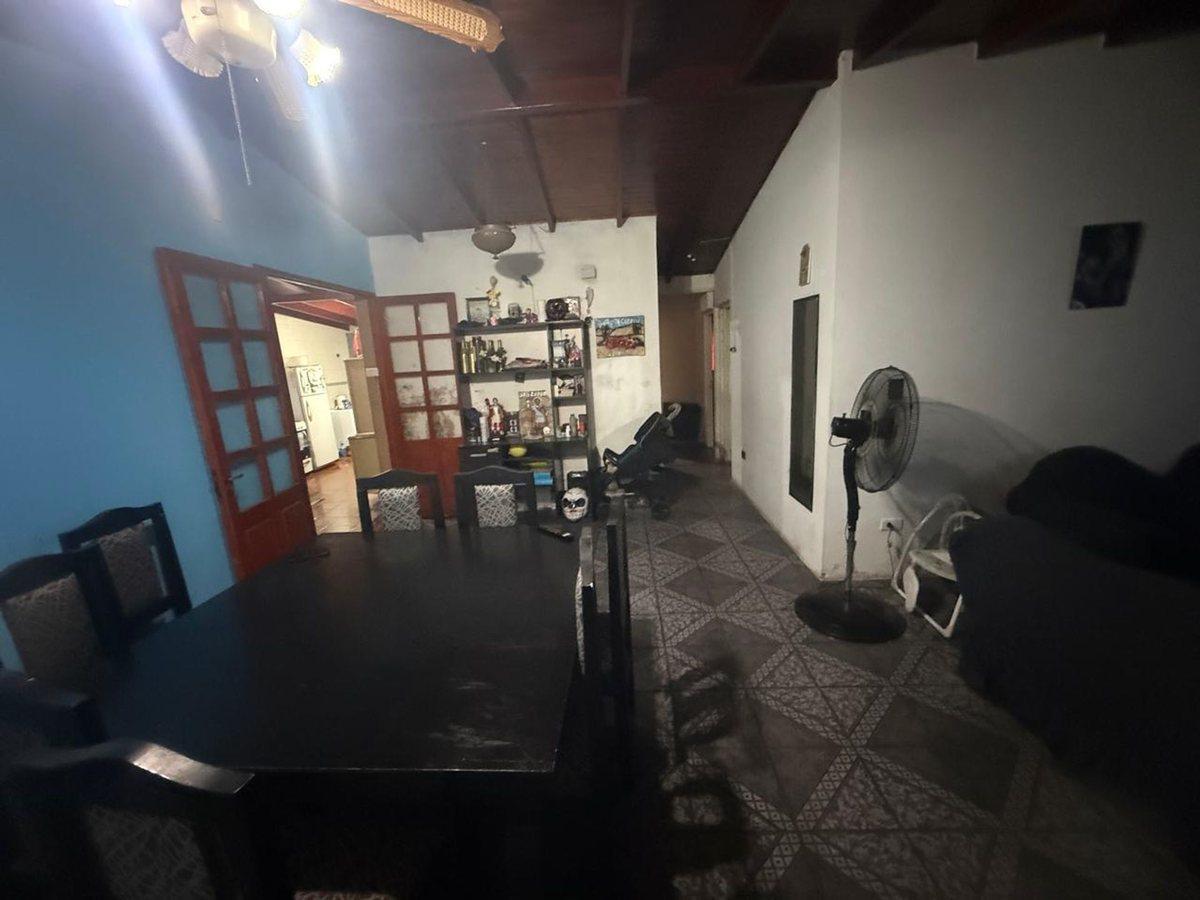 Foto de CASA TRES DORMITORIOS EN VENTA GLLEN JARDIN COCHER, imagen 2