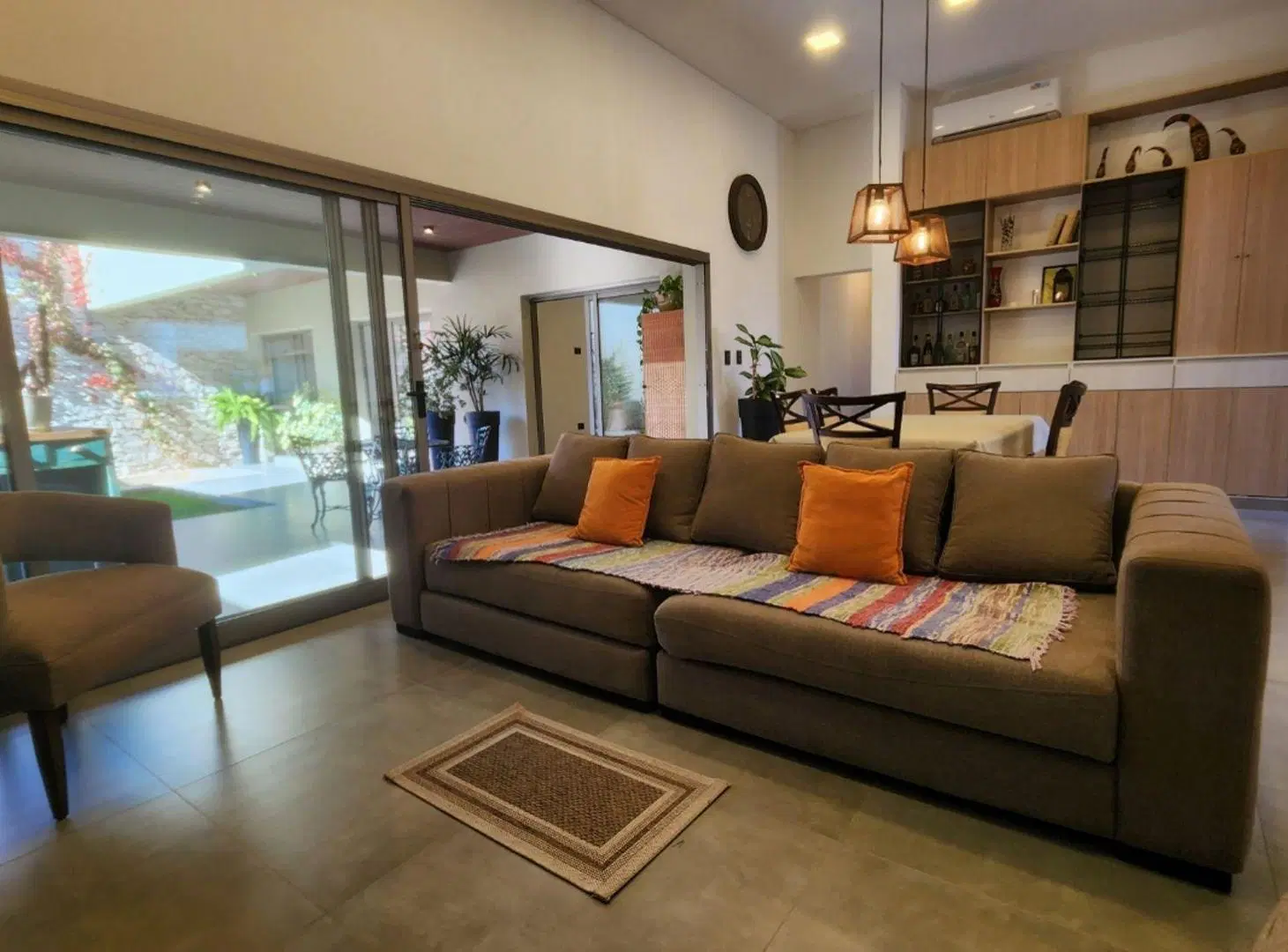 Venta Hermosa Casa  en Lomas de Russell 4