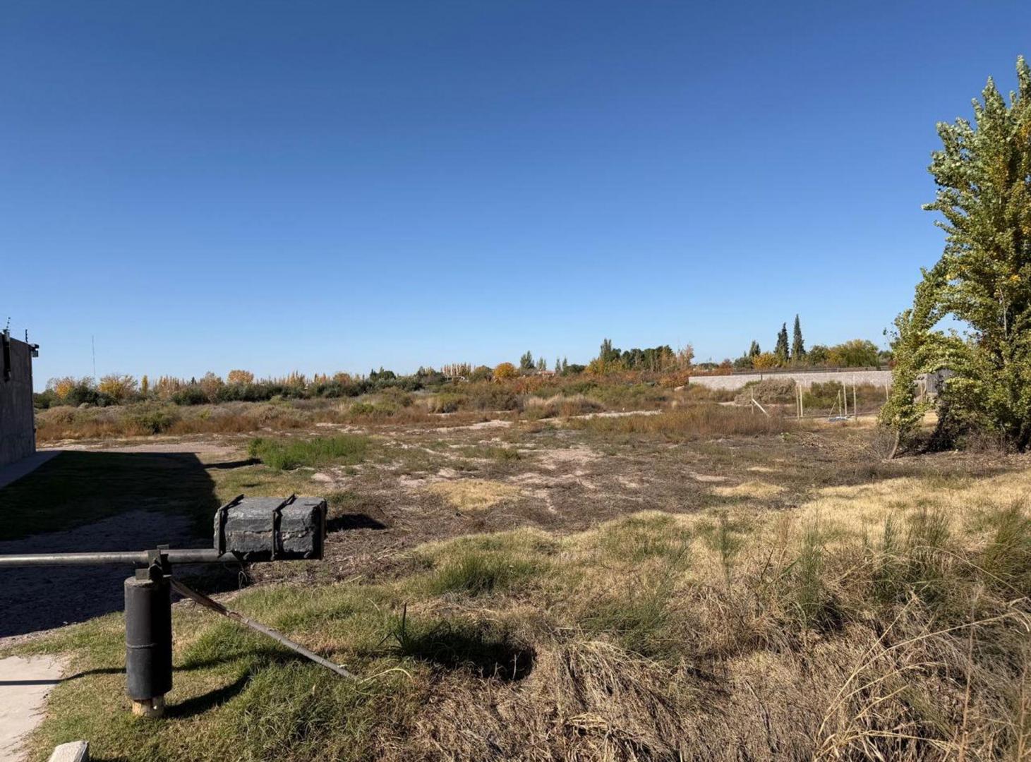 GRAN VENTA TERRENO PASO DE LOS ANDES RIVADAVIA