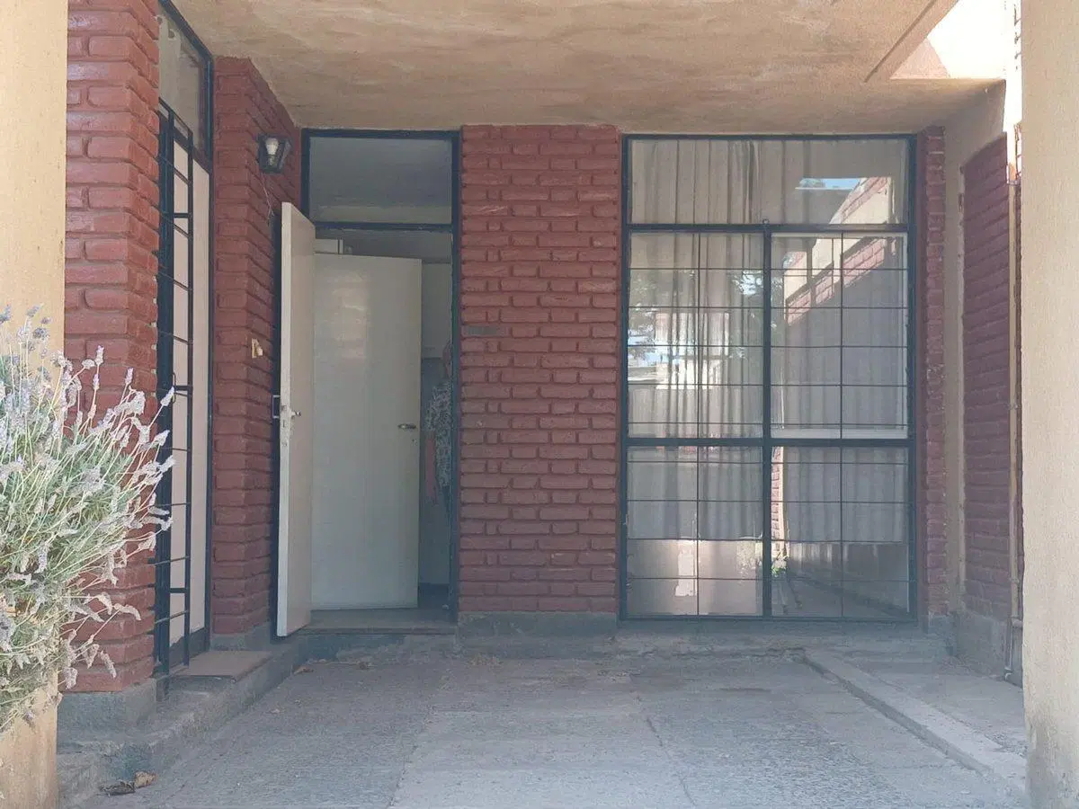 VENTA CASA BARRIO SUPE 3 HABITACIONES GODOY CRUZ 3