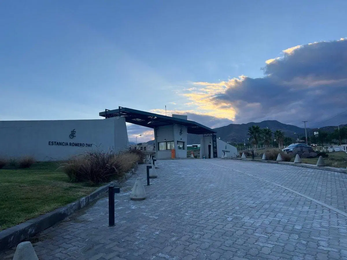 Lote en venta Estancia Romero Day 8