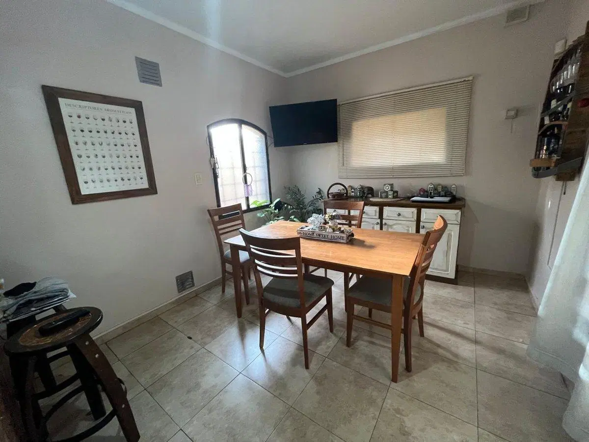 CASA EN VENTA EN MAIPU MENDOZA 5