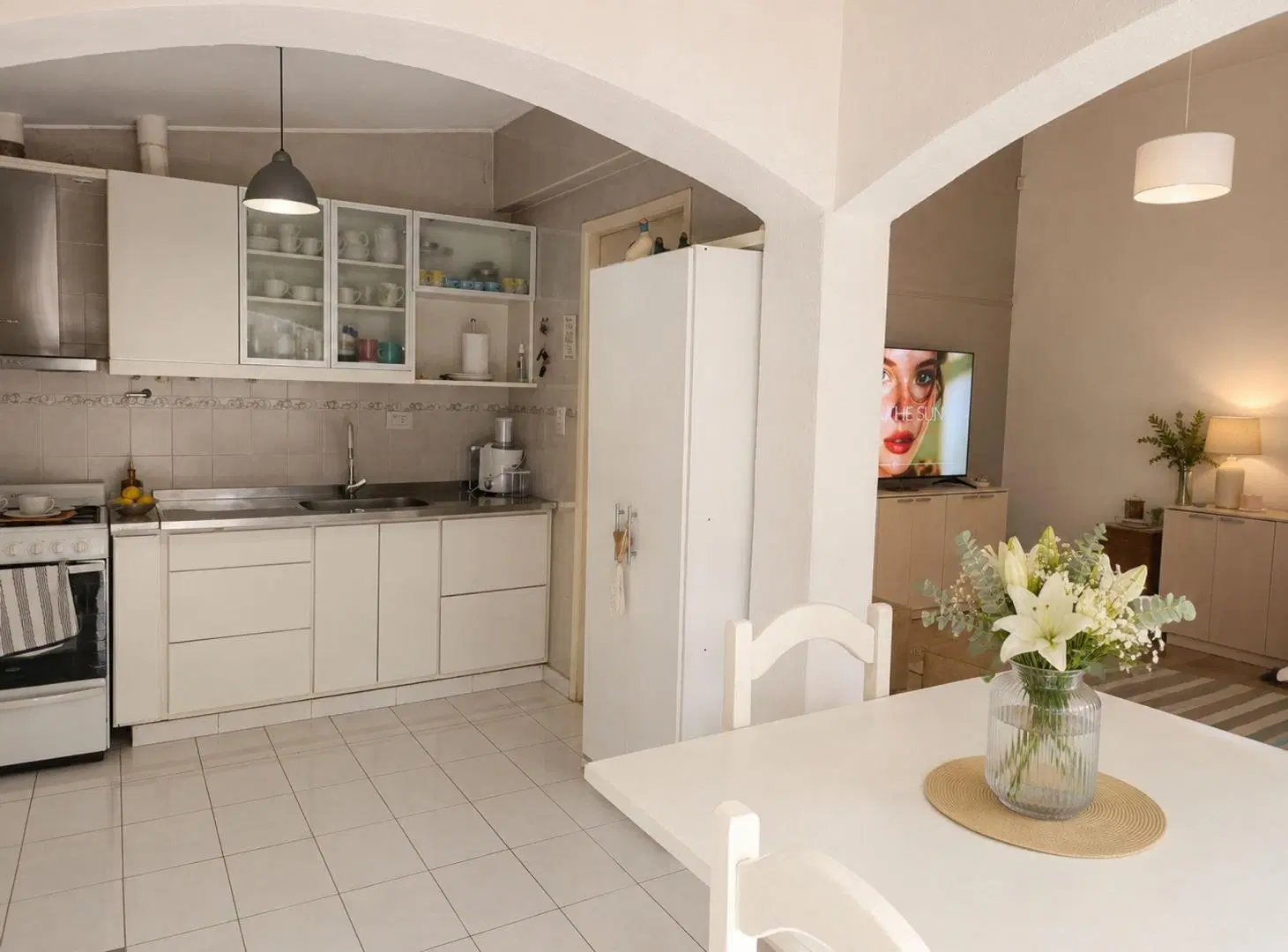 Venta moderna Casa  con pileta en San Martin 3