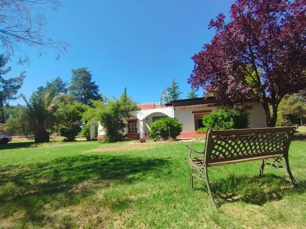QUINTA + DEPARTAMENTO  EN VENTA EN SAN RAFAEL 4 HA 2