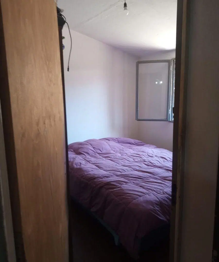 CASA 4 AMBIENTES EN VENTA EN GUAYMALLEN  C/COCHERA 4