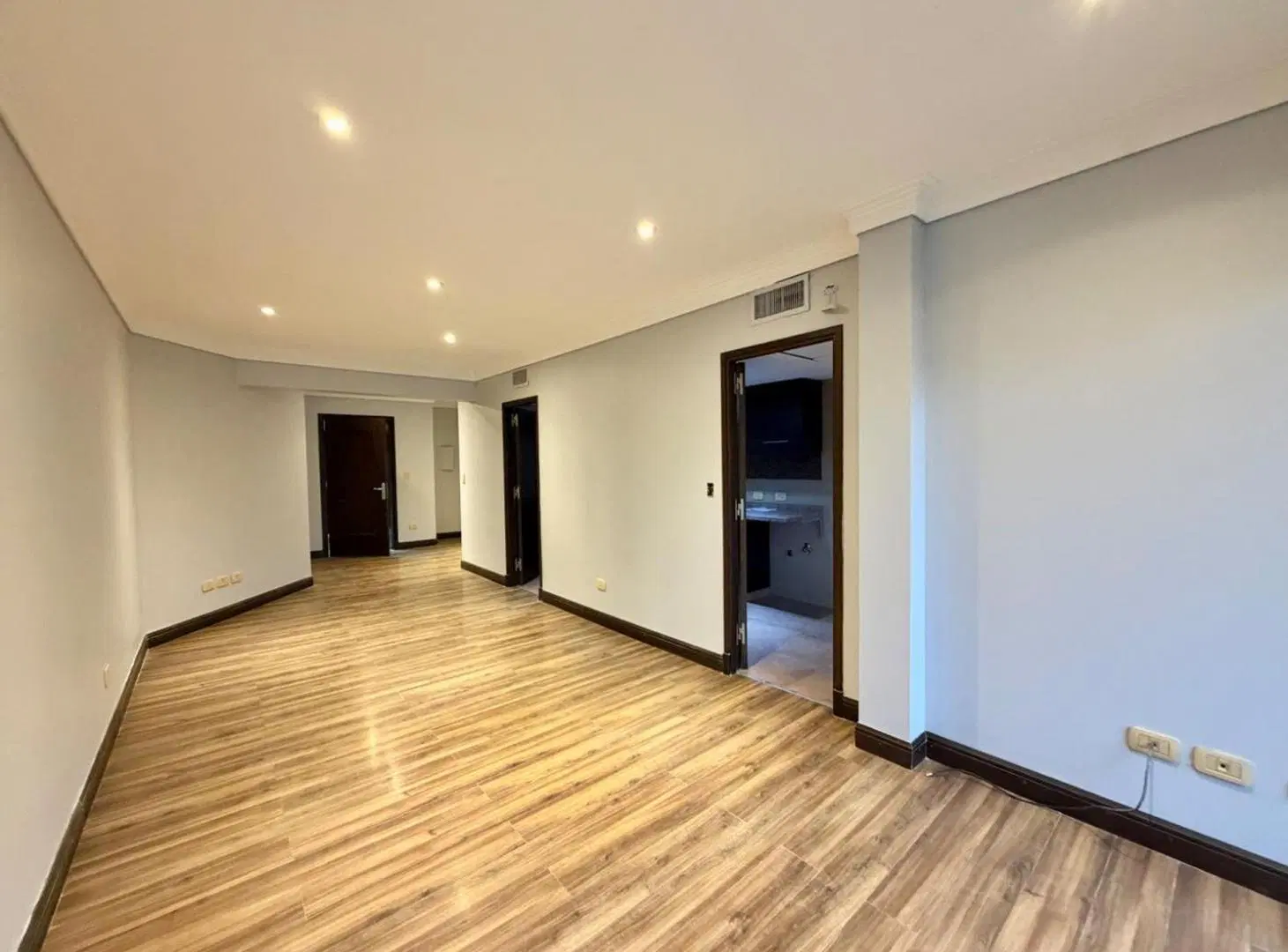 Depto. en Venta Grand Chateau 2 Dormitorios 5
