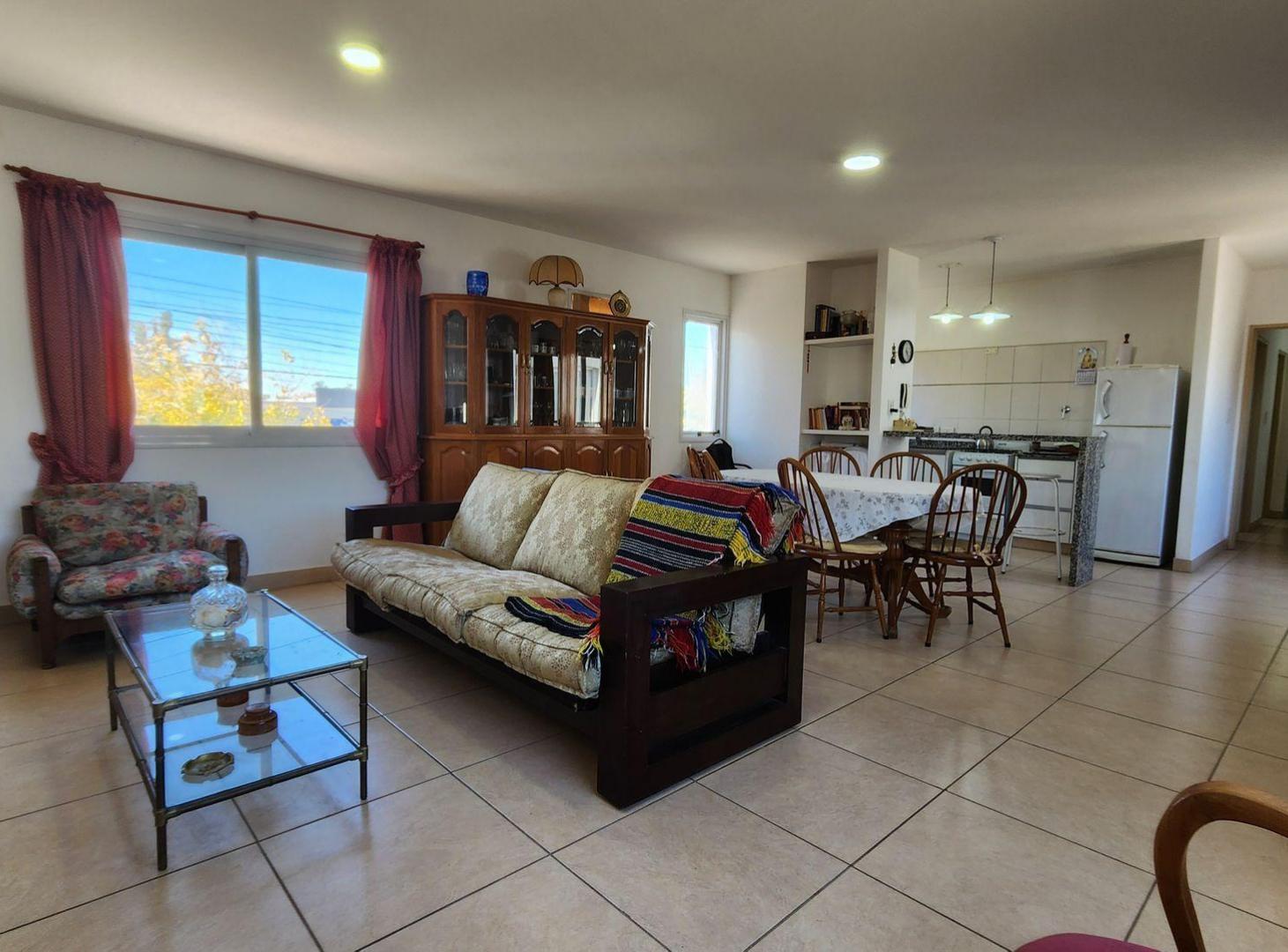 Venta Lindo y Amplio Depto en el Centro de Maipu