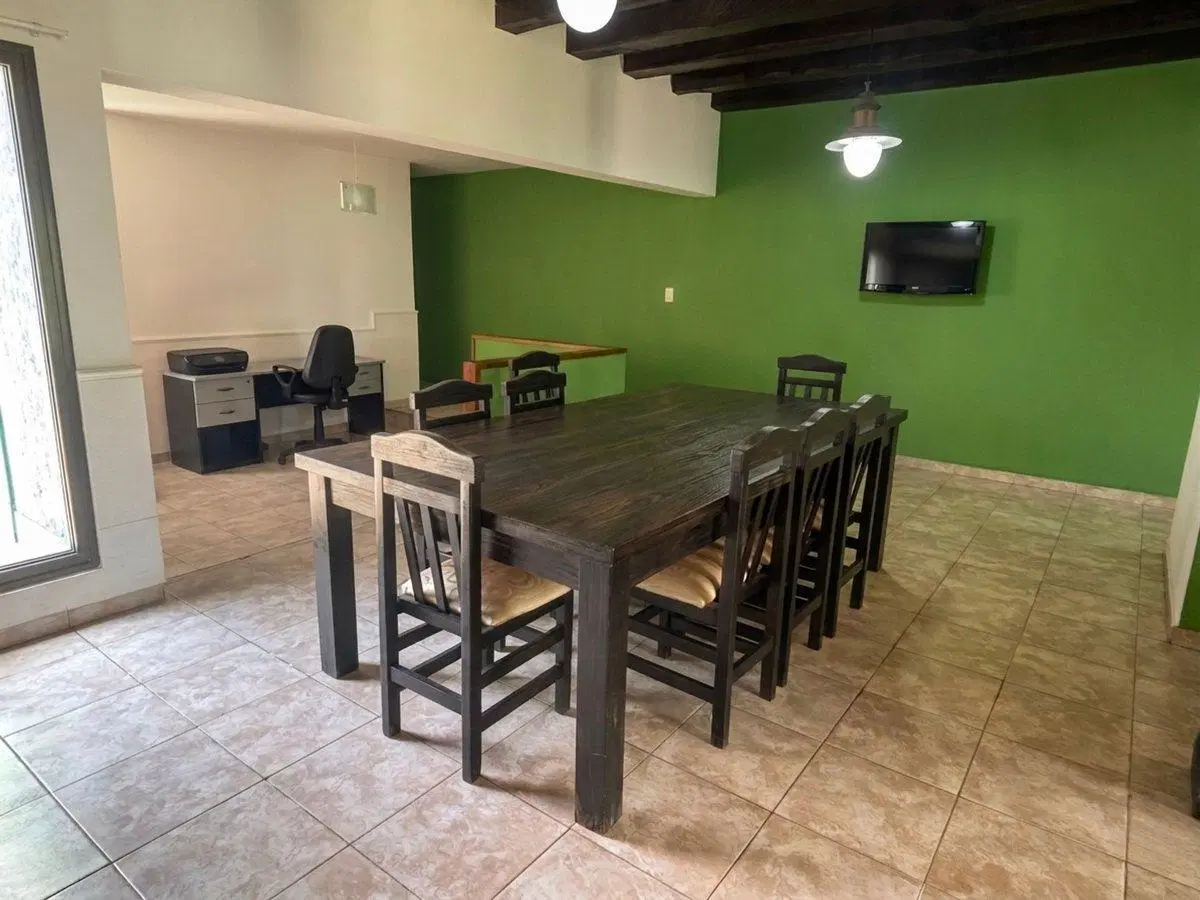 Casa de 4 habitaciones en Venta en Guaymallén 4