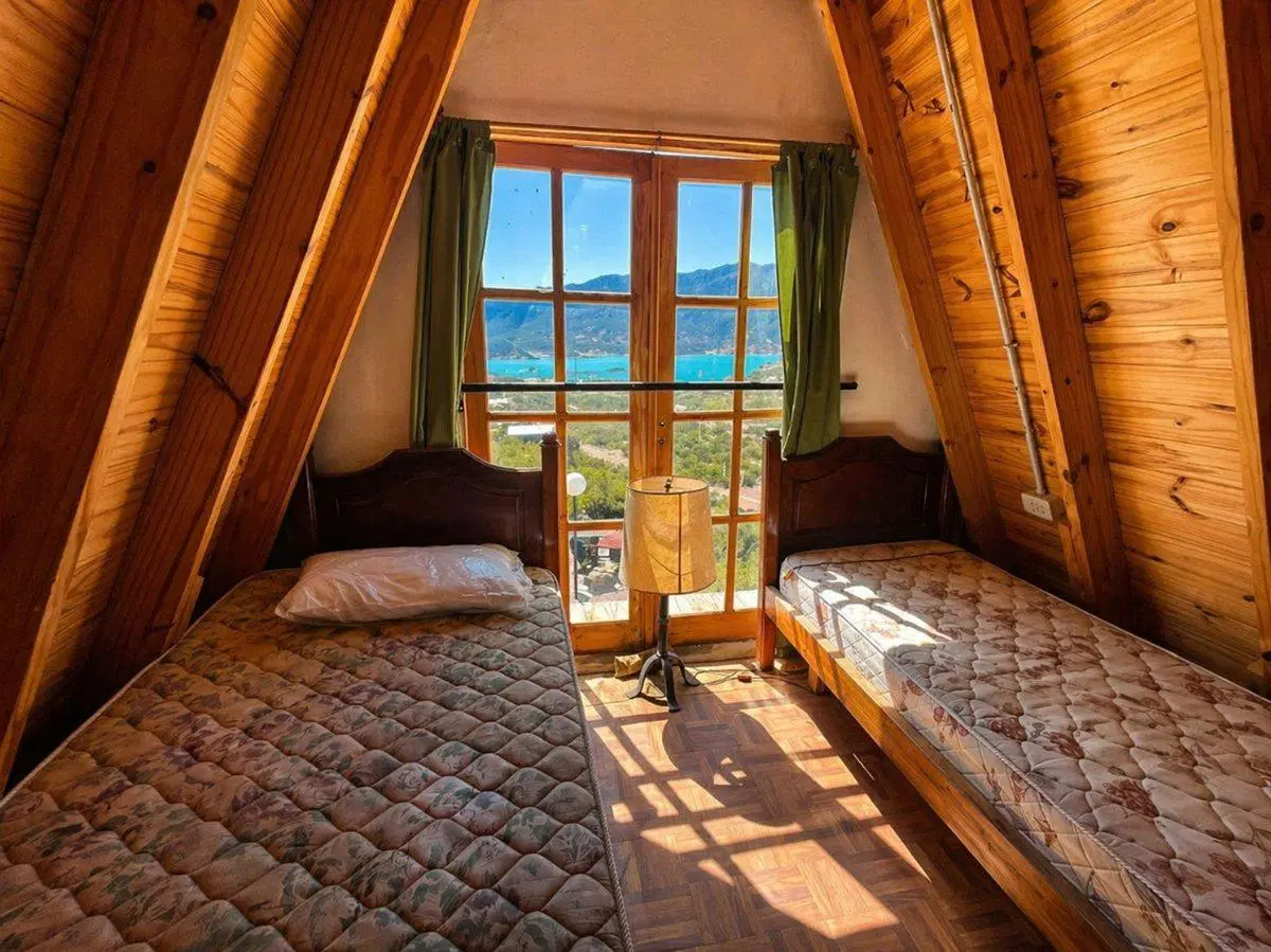 Complejo de cabañas en venta, Lago Potrerillos 4