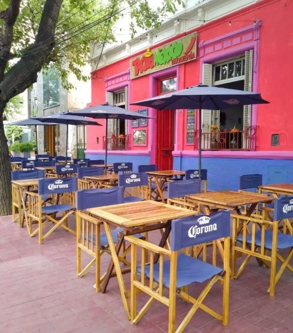VENTA LOCAL GASTRONOMICO EN FUNCIONAMIENTO 5