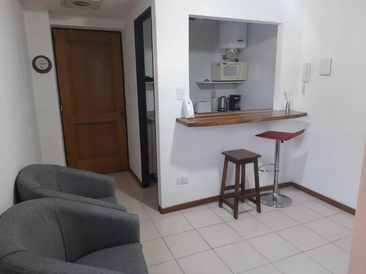 Depto 1 dor. apto credito microcentro Ciudad Mza 4