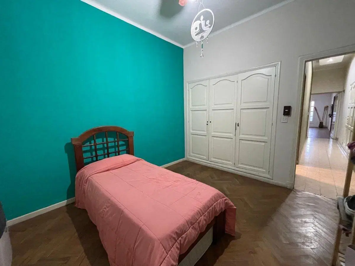 CASA EN VENTA 4 DORMITORIOS CON PILETA  GUAYMALLEN 5