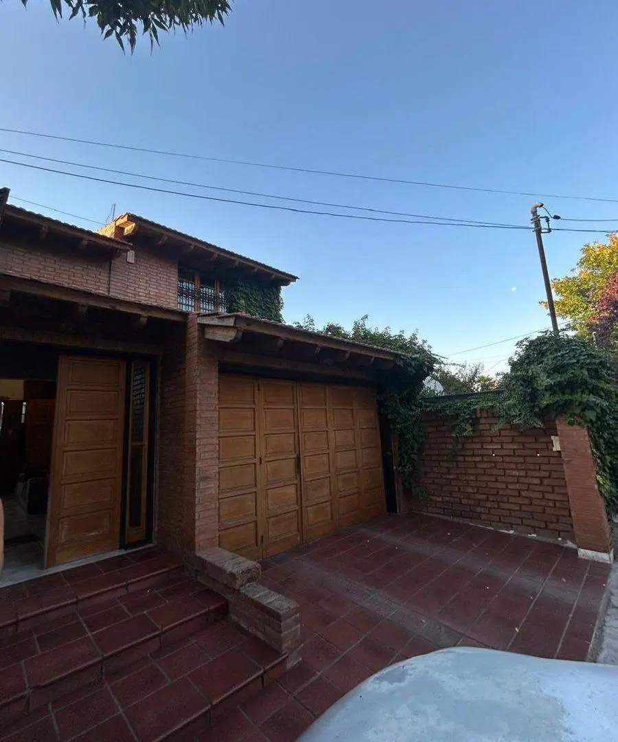 VENTA CASA 3 DORMITORIOS VISTALBA LUJAN DE CUYO 2