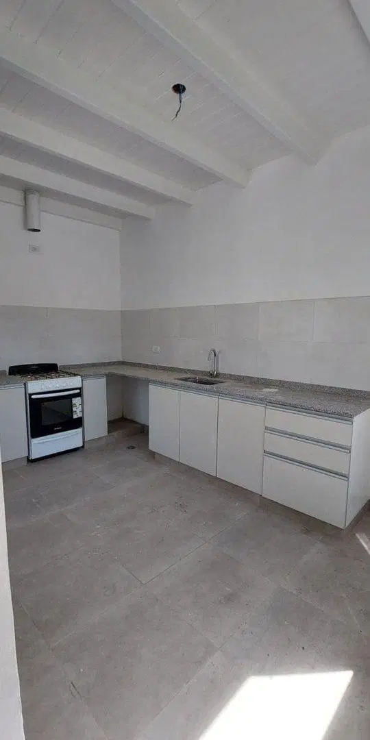 VENTA CASA MAIPU A ESTRENAR COMPLEJO PRIVADO 3