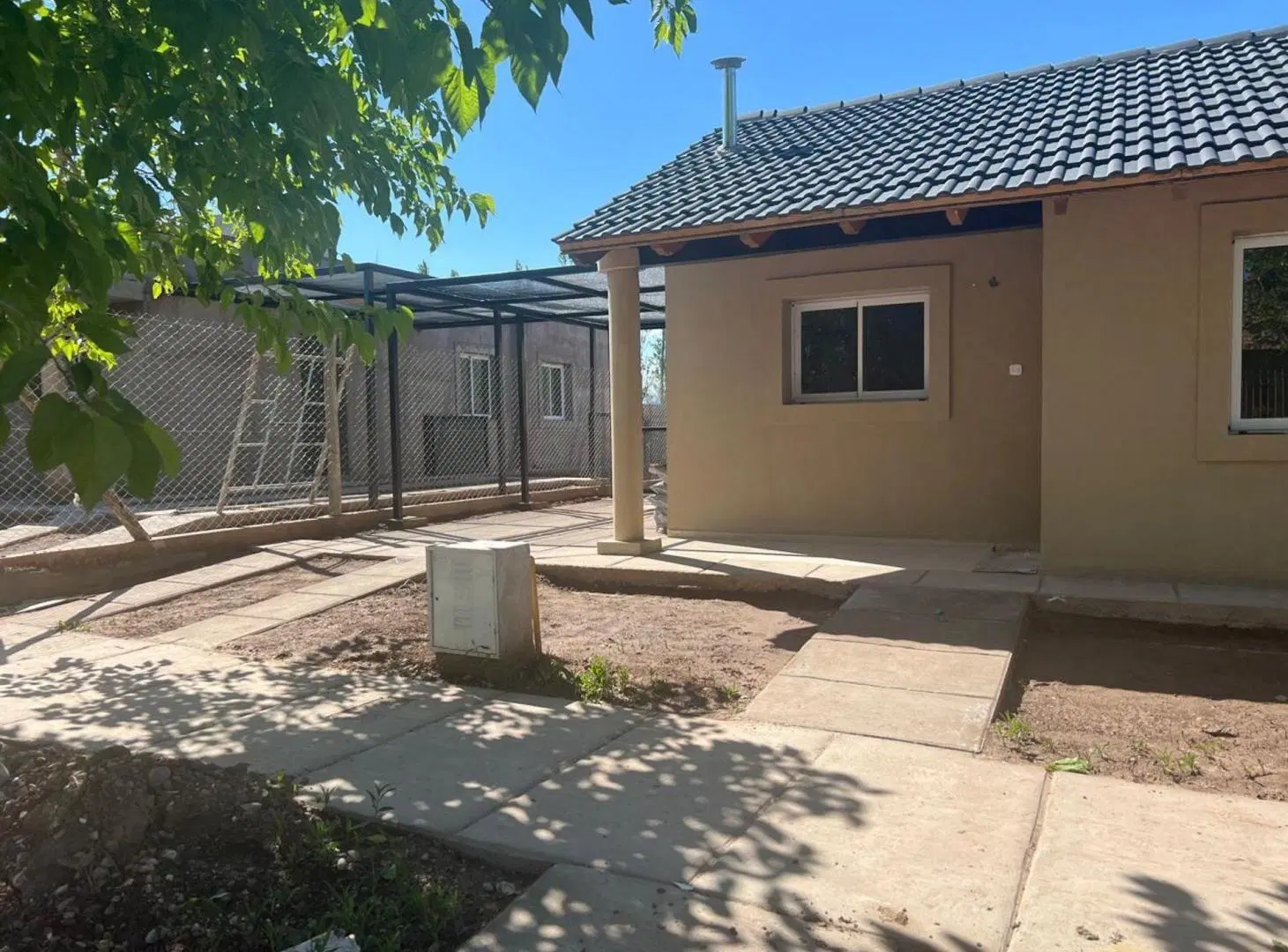 casa en venta a estrenar en lujan barrio privado 4