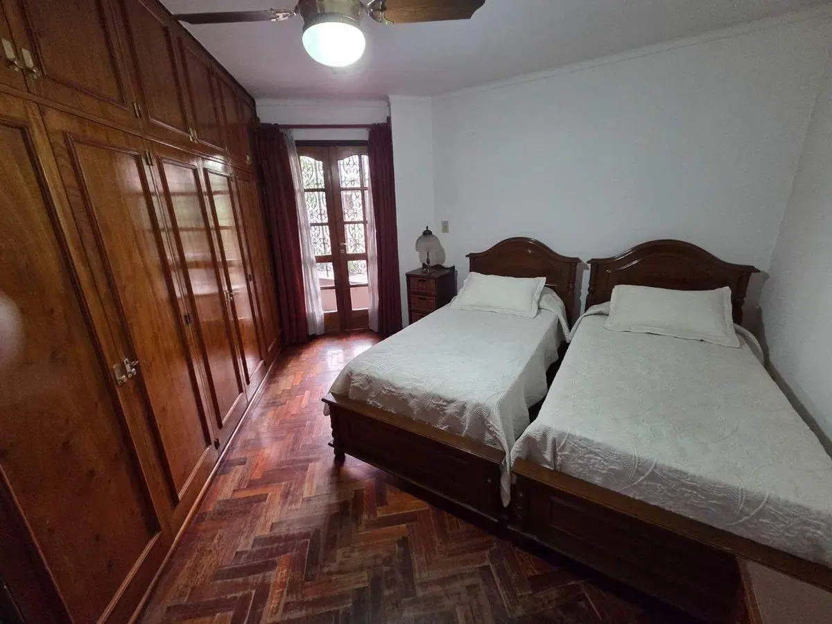 CASA EN VENTA O ALQUILER VIVIENDA Y O COMERCIAL 4