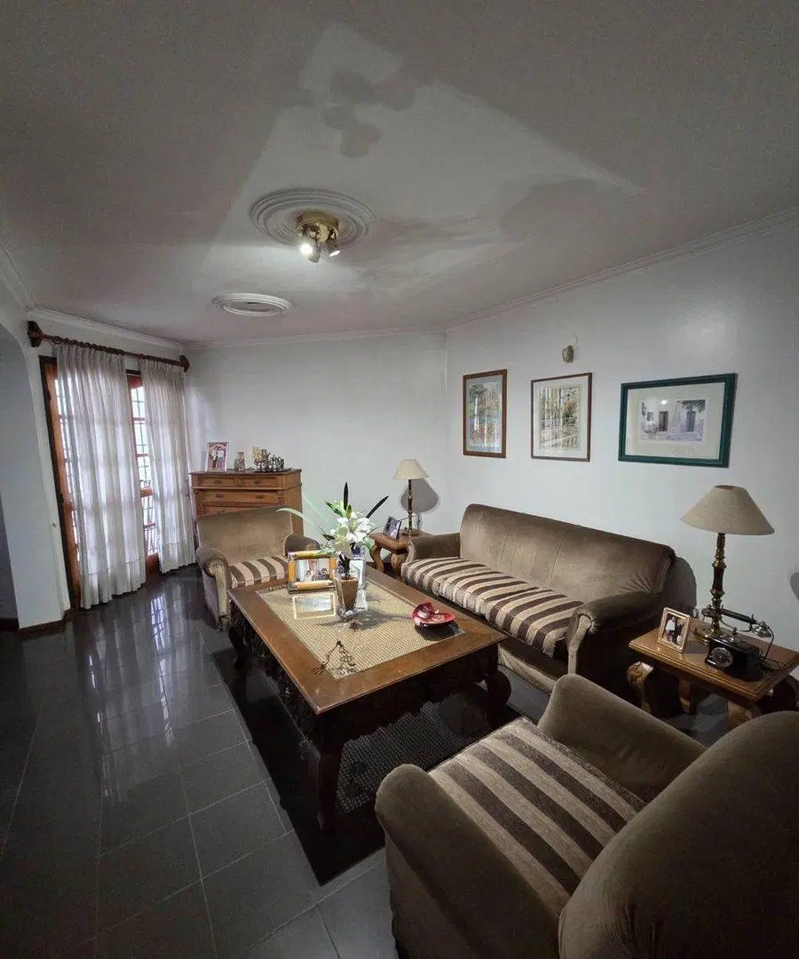 CASA EN VENTA O ALQUILER VIVIENDA Y O COMERCIAL 3