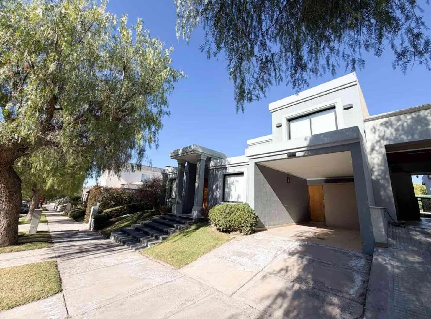 Casa en Venta Barrio Dalvian 5