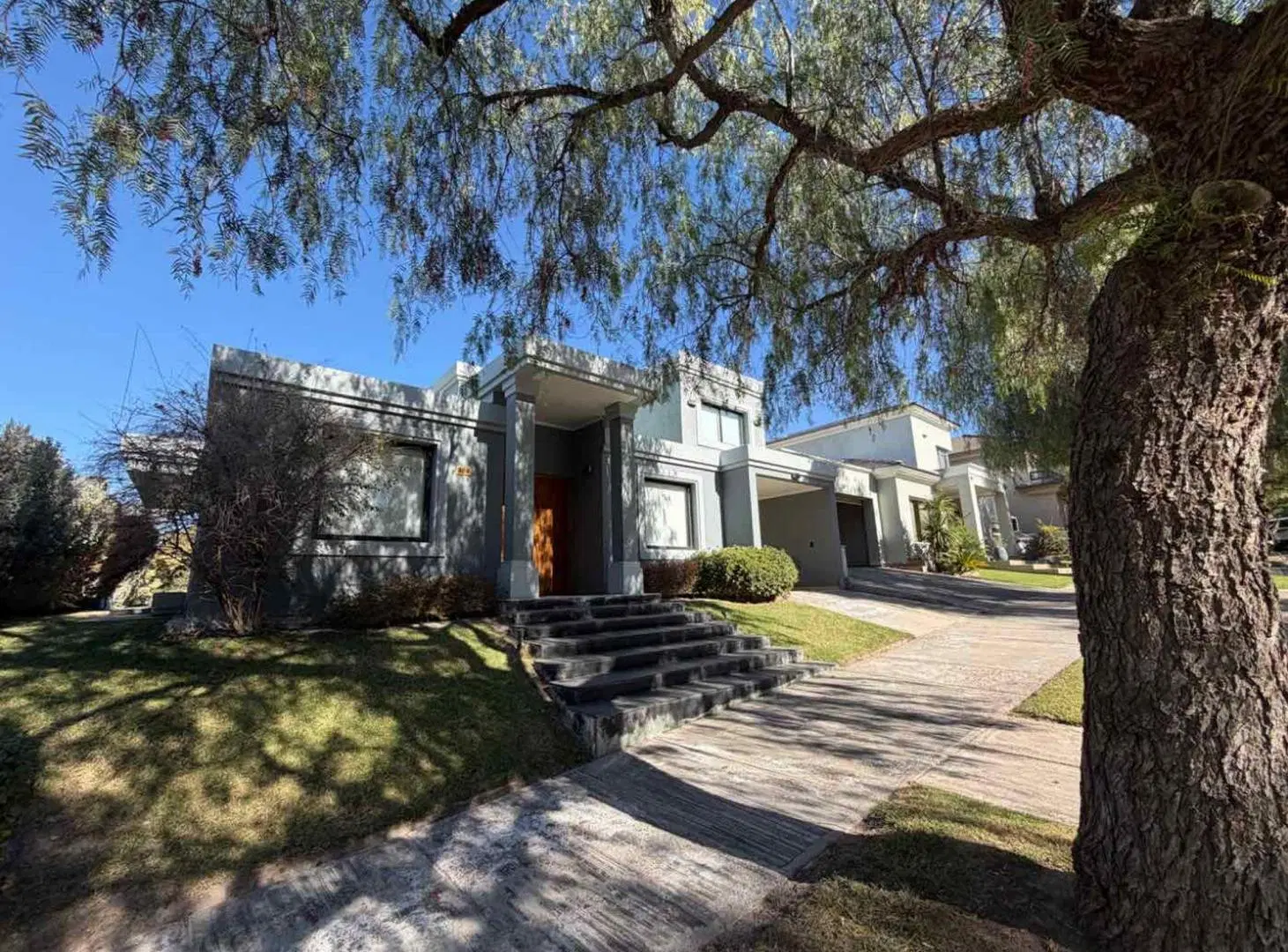 Casa en Venta Barrio Dalvian 4