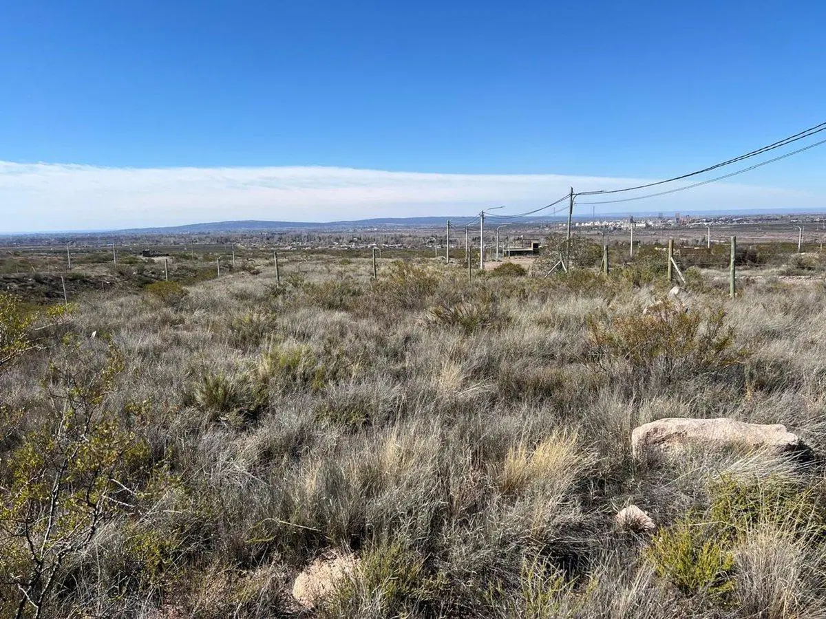 LOTE EN VENTA BARRIO PRIVADO ALTOS DE LA CRUCESITA 5