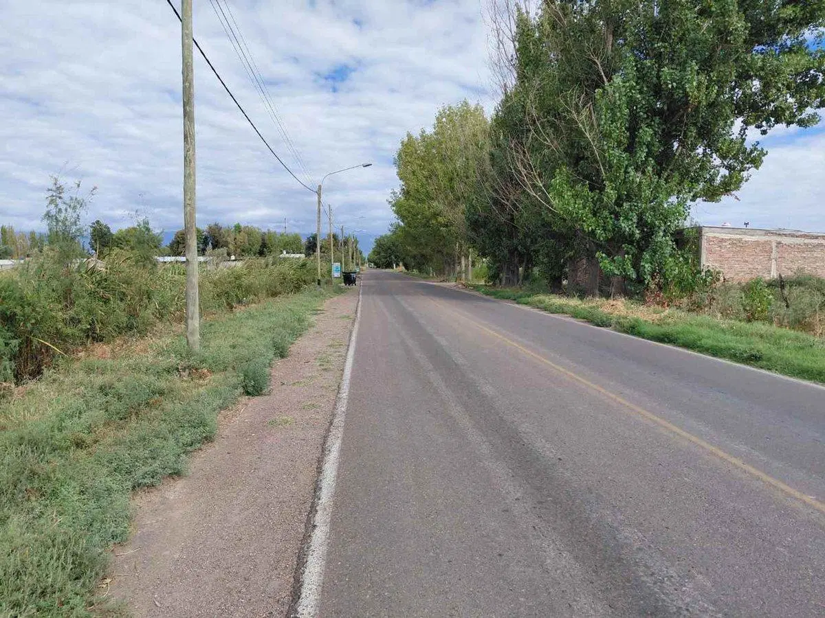 Terreno en venta 3466 mtros. casa ind. C.Segovia 5