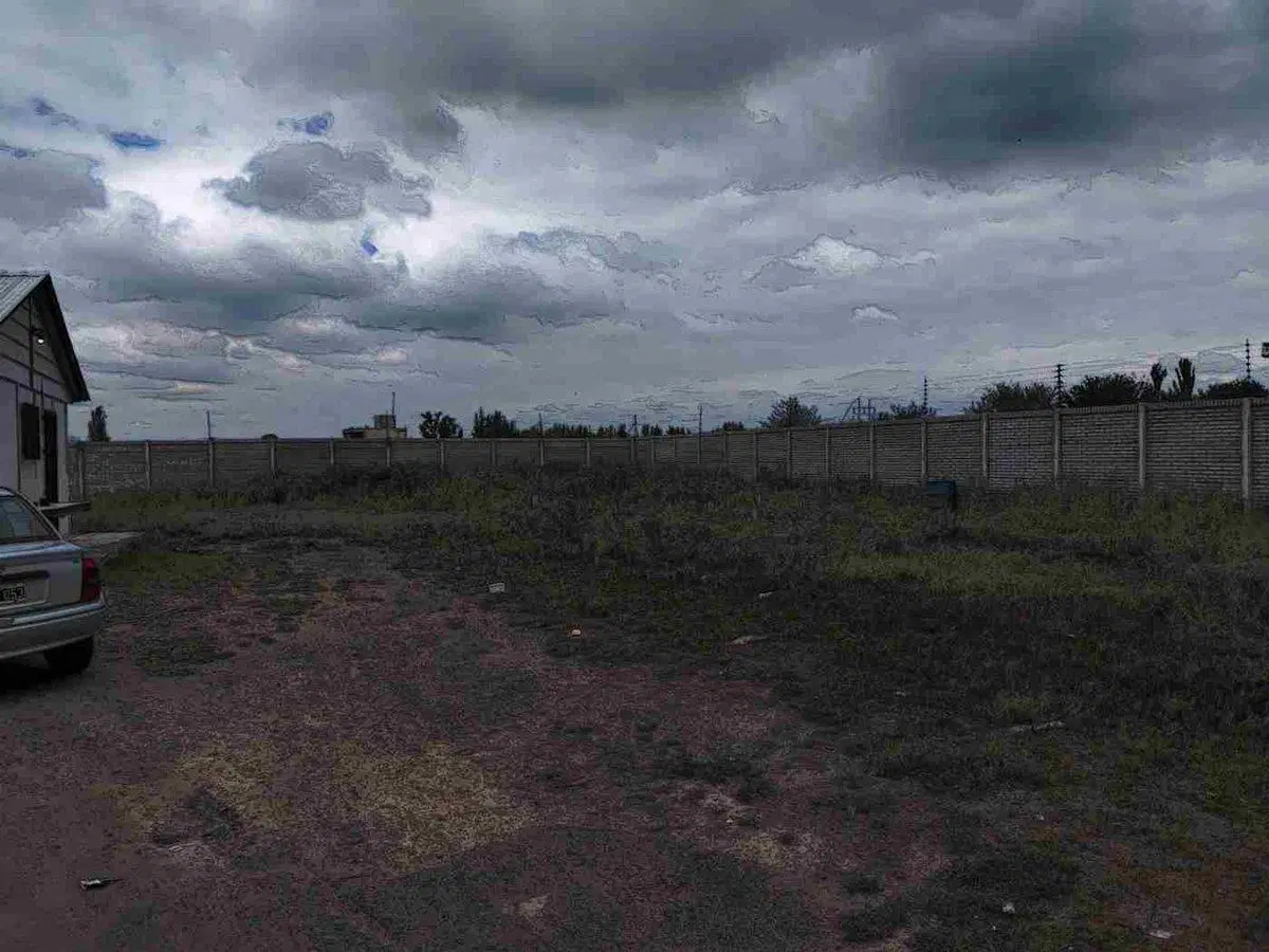 Terreno en venta 3466 mtros. casa ind. C.Segovia 3