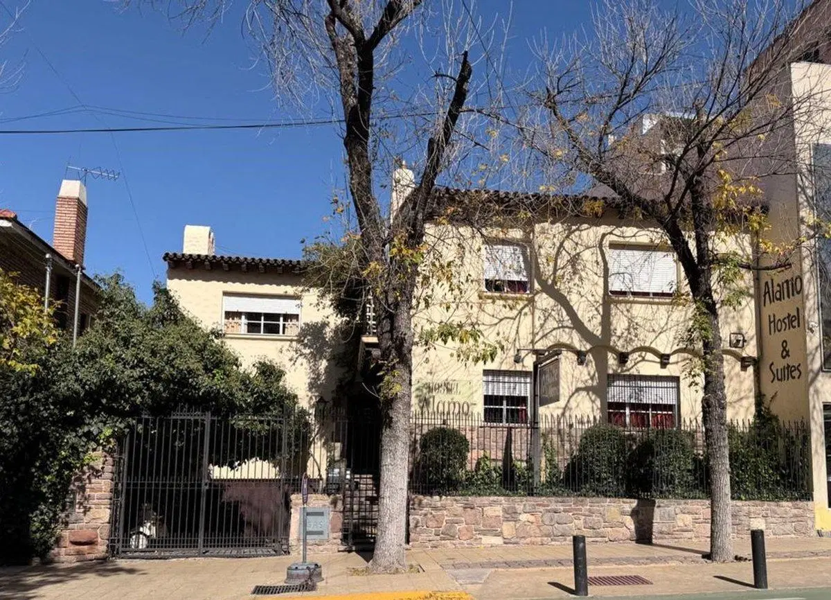 VENTA HOSTEL MENDOZA CAPITAL 5
