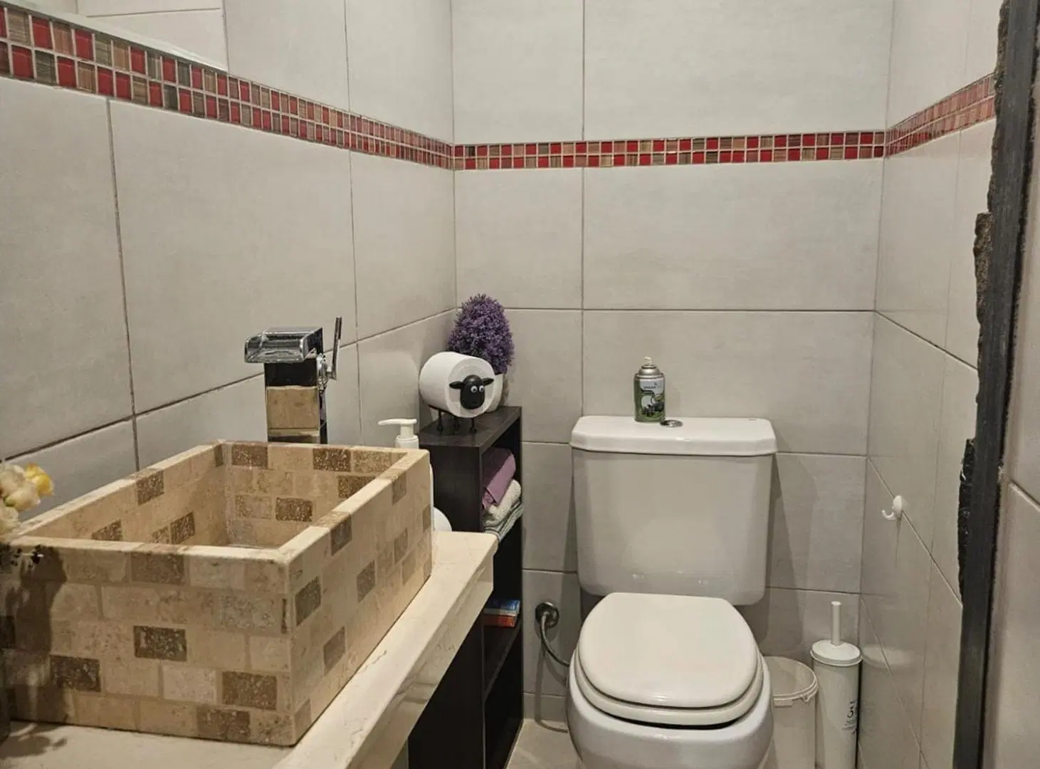 Exclusiva Casa en Venta en La Barraca - Guaymallen 4