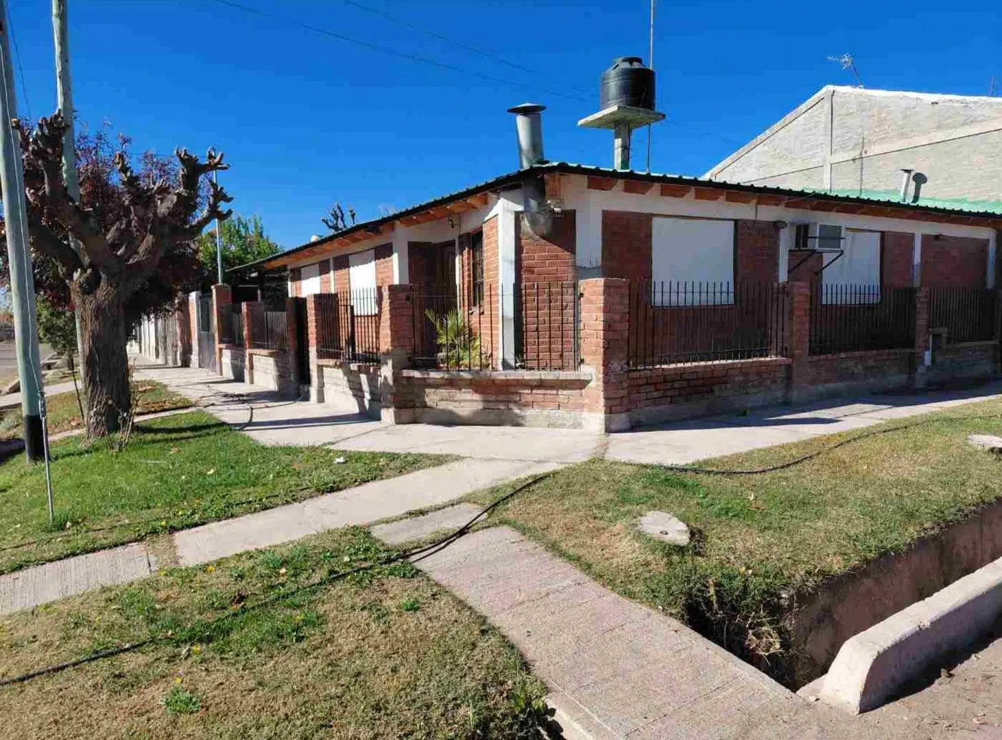 Casa  venta amplia, excelente estado Coquimbito 5