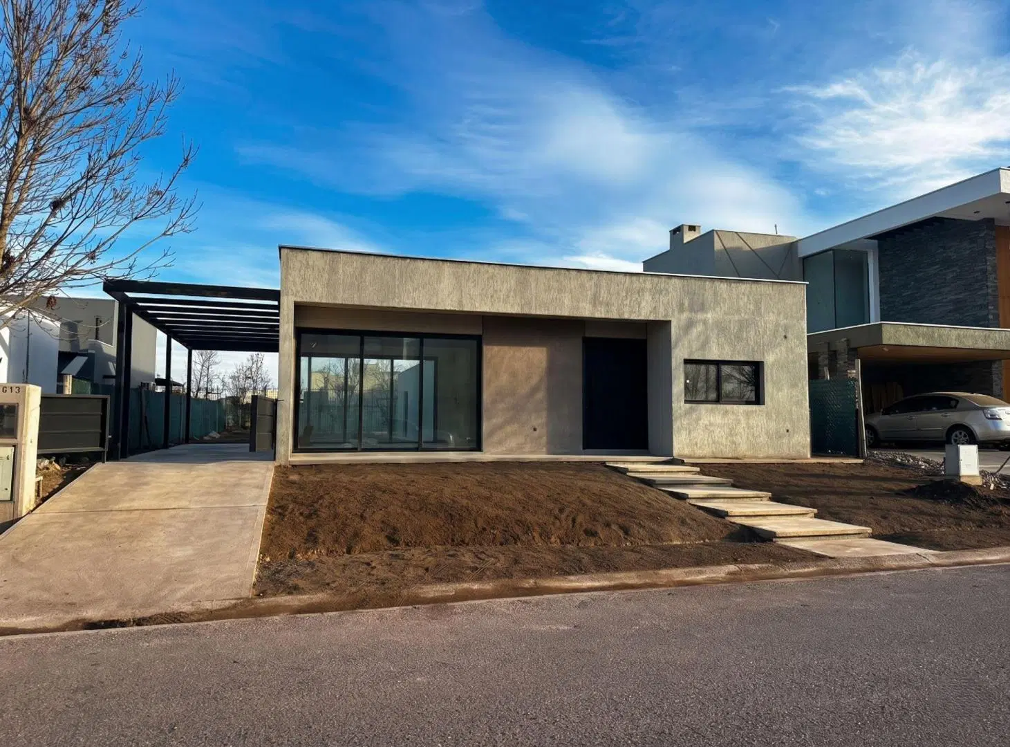 CASA EN VENTA BARRIO PRIVADO LAR DE VIEYTES III 8