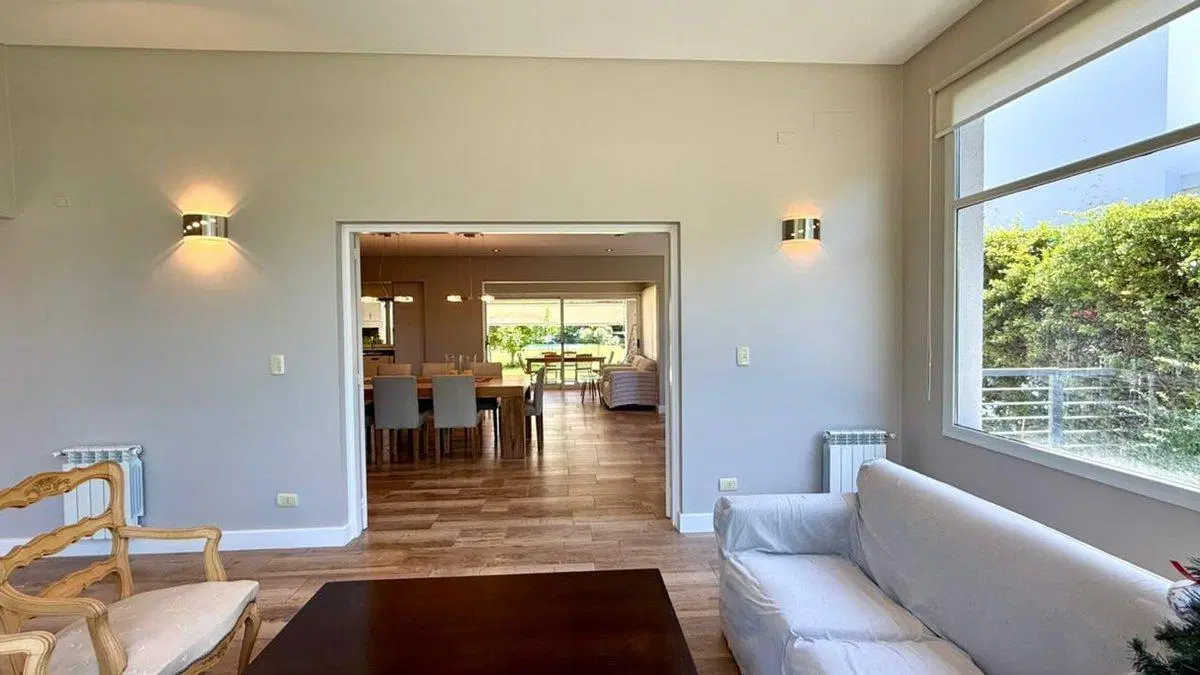Venta Casa Categoria B° El Remanso Chacras Coria 3