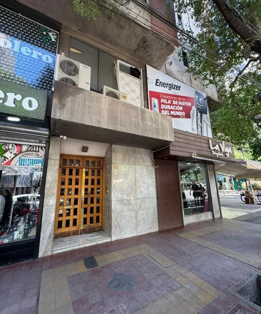 VENTA DE DEPARTAMENTO 2 DORMITORIOS, CIUDAD 4