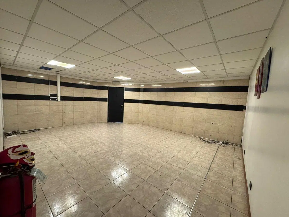ALQUILER DE LOCAL COMERCIAL EN CIUDAD 3