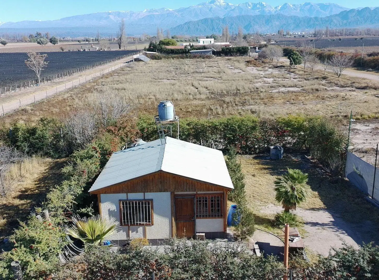 LOTE EN VENTA EN CALLEJON CERRADO, LUJAN DE CUYO 5