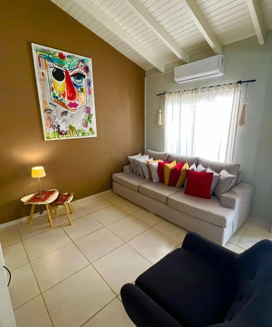 CASA EN VENTA VILLA NUEVA BARRIO SEMI CERRADO 2