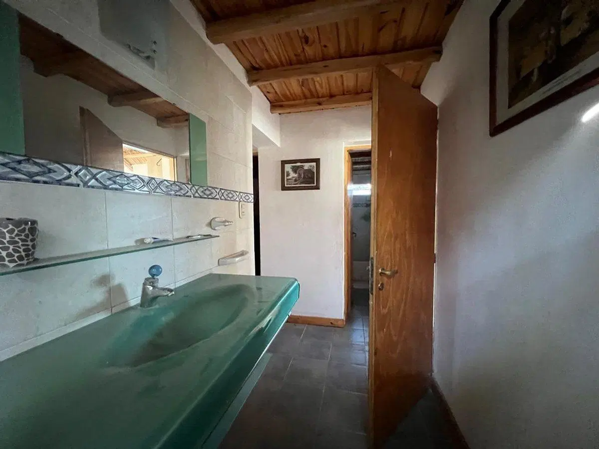 VENTA CASA CON PILETA SEMI PRIVADO VISTALBA MDZ 5