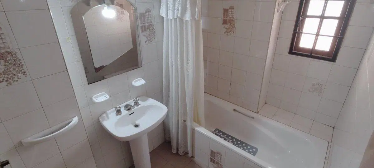 VENTA CASA DORREGO - APTA CREDITO 5