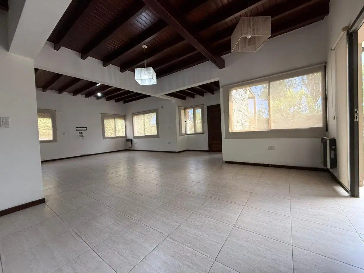 Venta casa B° Ranchos la Merced Maipú 2