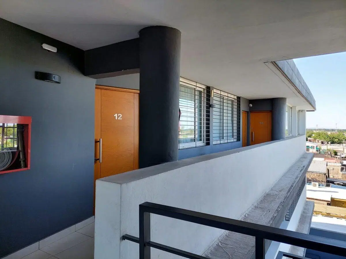 venta departamento gllen 2 dorm, 1 baño, cochera 4