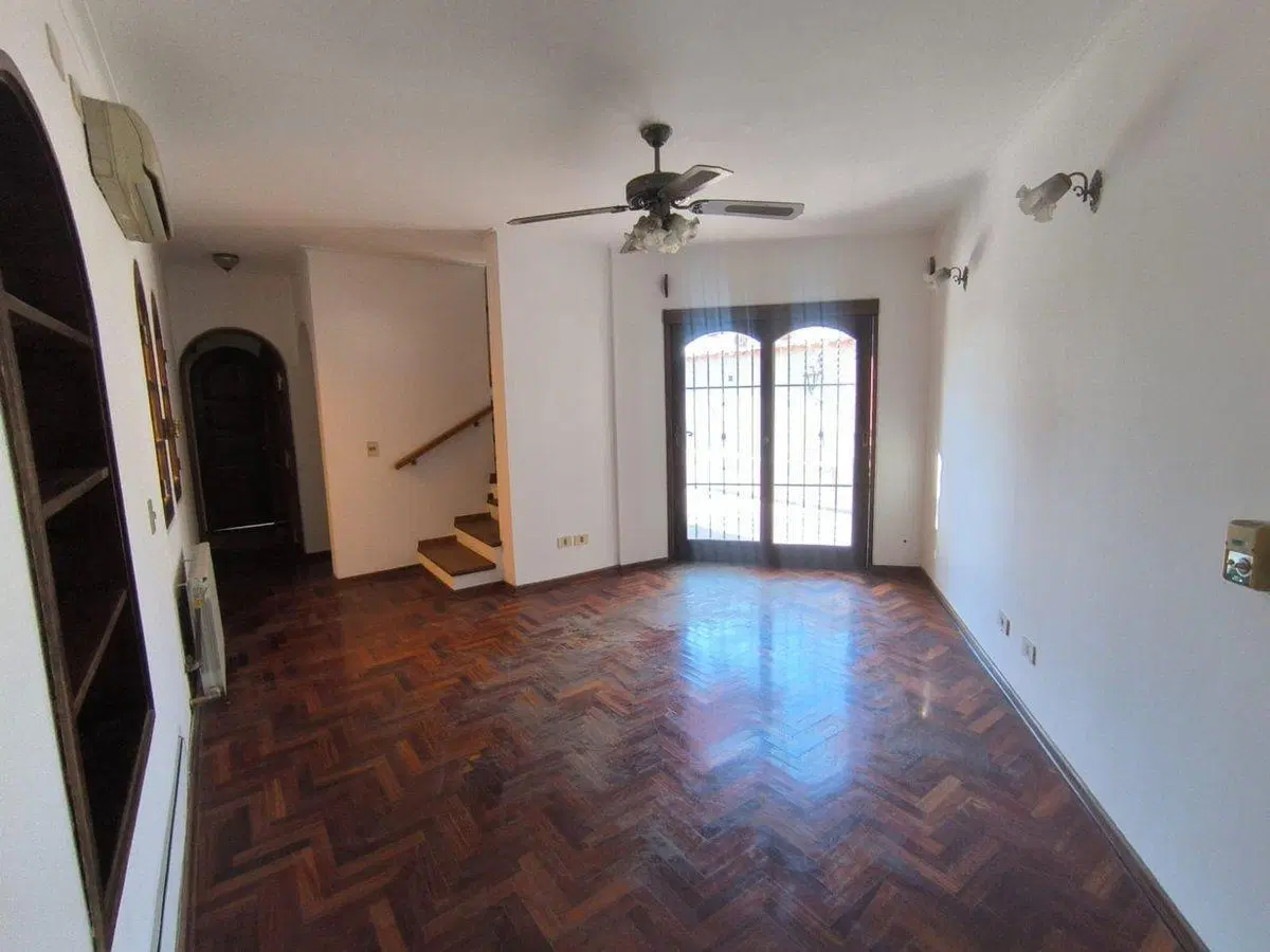 CASA BARRIO BOMBAL A MTS DE CASINO, CIUDAD, MZA. 2