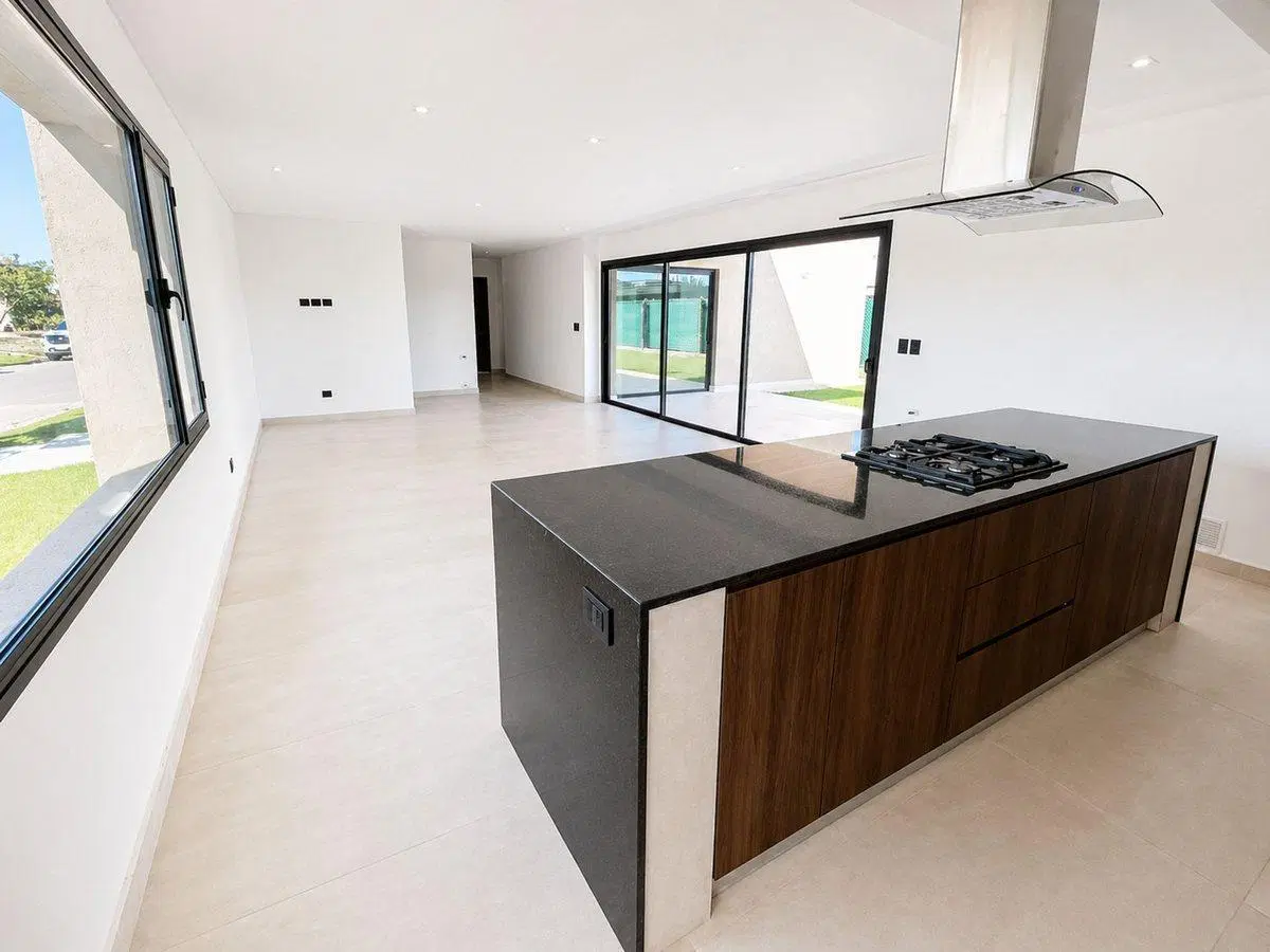 VENTA CASA 4 DORMITORIOS UNA PLANTA B° GRAN BOEDO 5