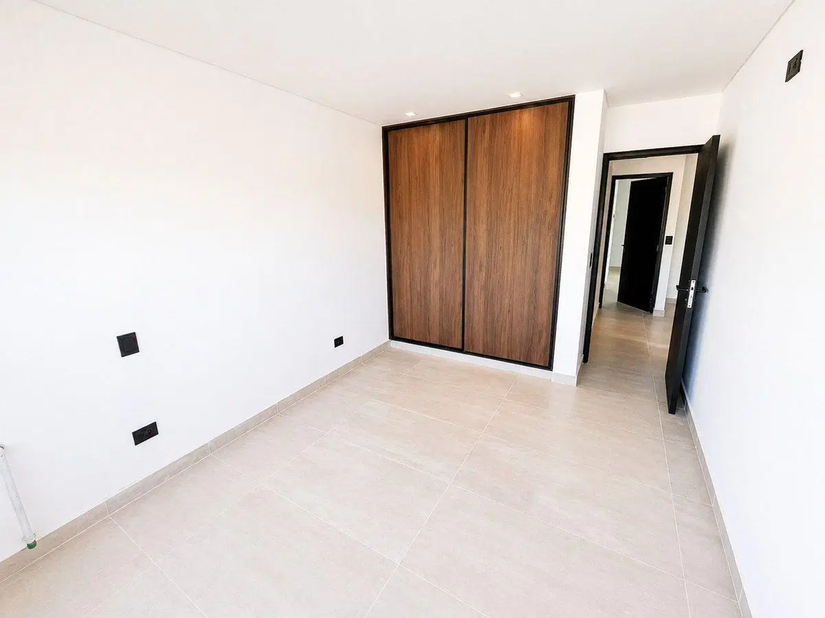 VENTA CASA 4 DORMITORIOS UNA PLANTA B° GRAN BOEDO 4