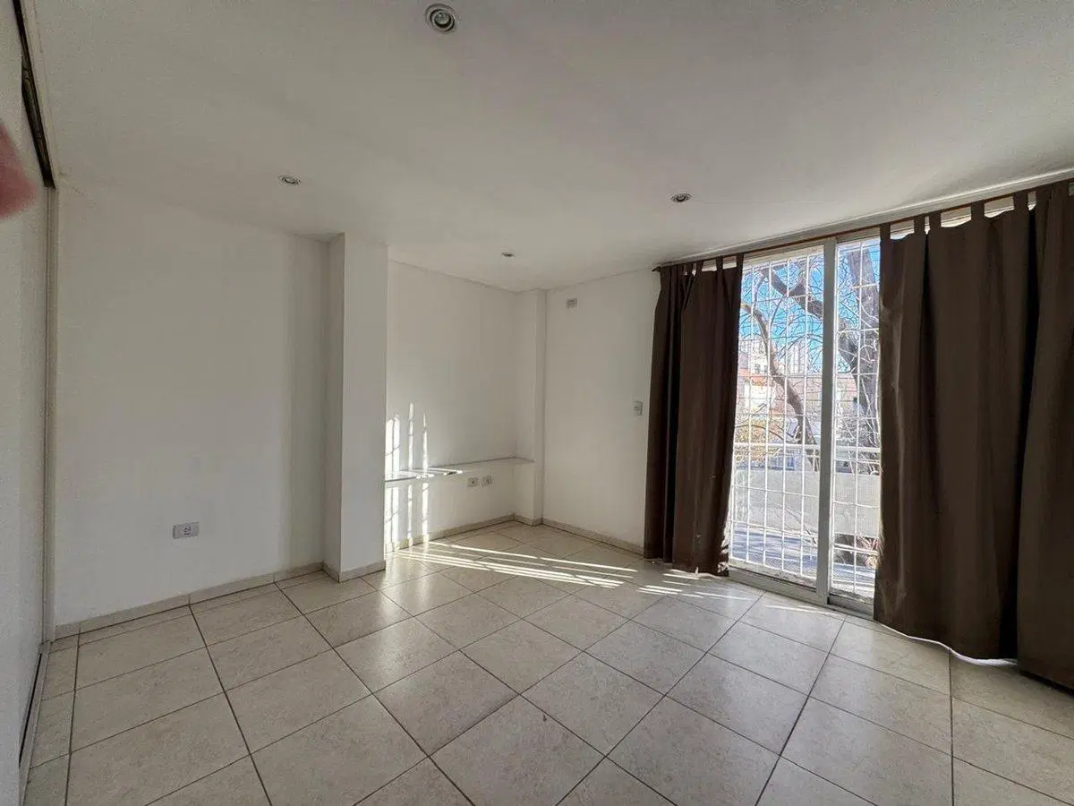 DEPARTAMENTO EN VENTA QUINTA SECCION APTA CREDITO 5